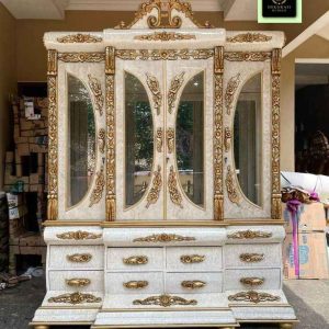 Lemari Hias Ruang Makan Jabotabek