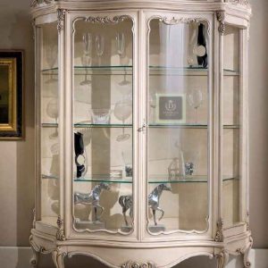 Buffet Hias Ruang Makan Putih Krem